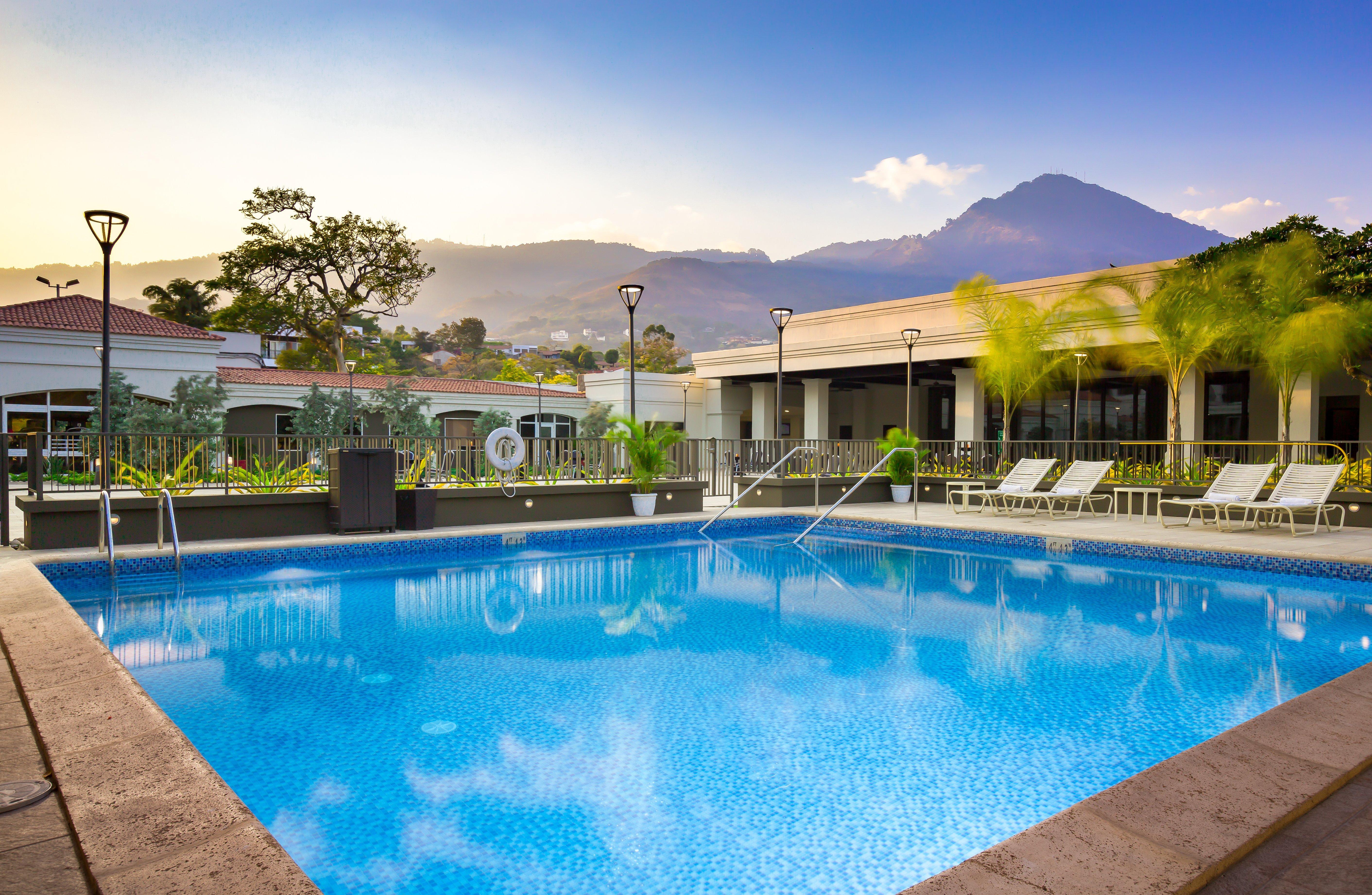 Hilton San Salvador Otel Dış mekan fotoğraf