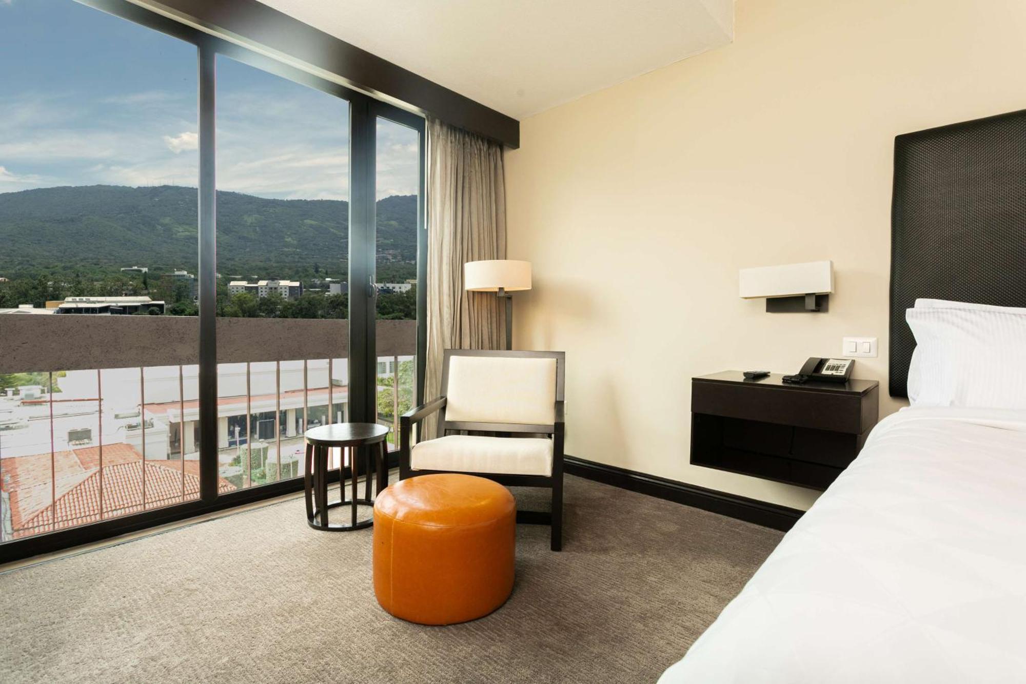 Hilton San Salvador Otel Dış mekan fotoğraf